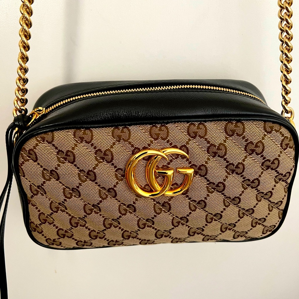 Authentic New Gucci Logo Canvas crossbody bag with dustbag